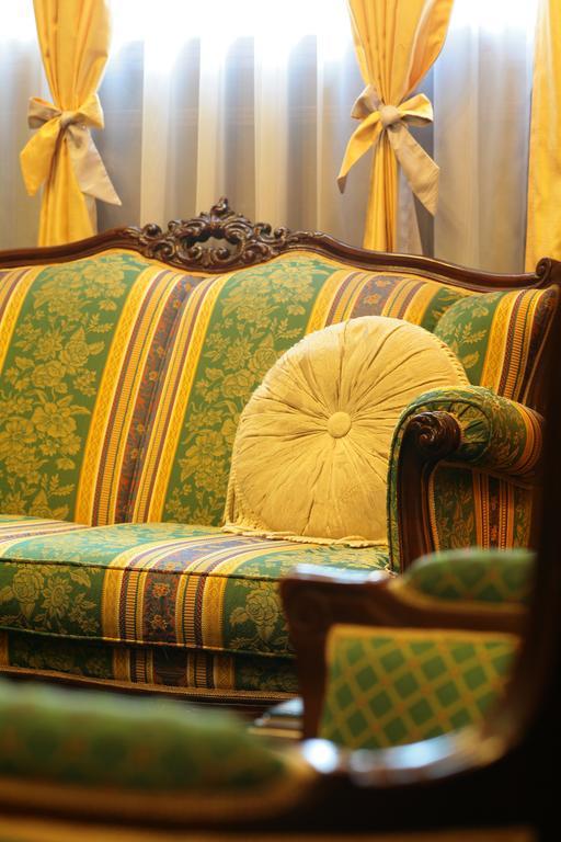 Dukes Hotel Nakasu Фукуока Экстерьер фото