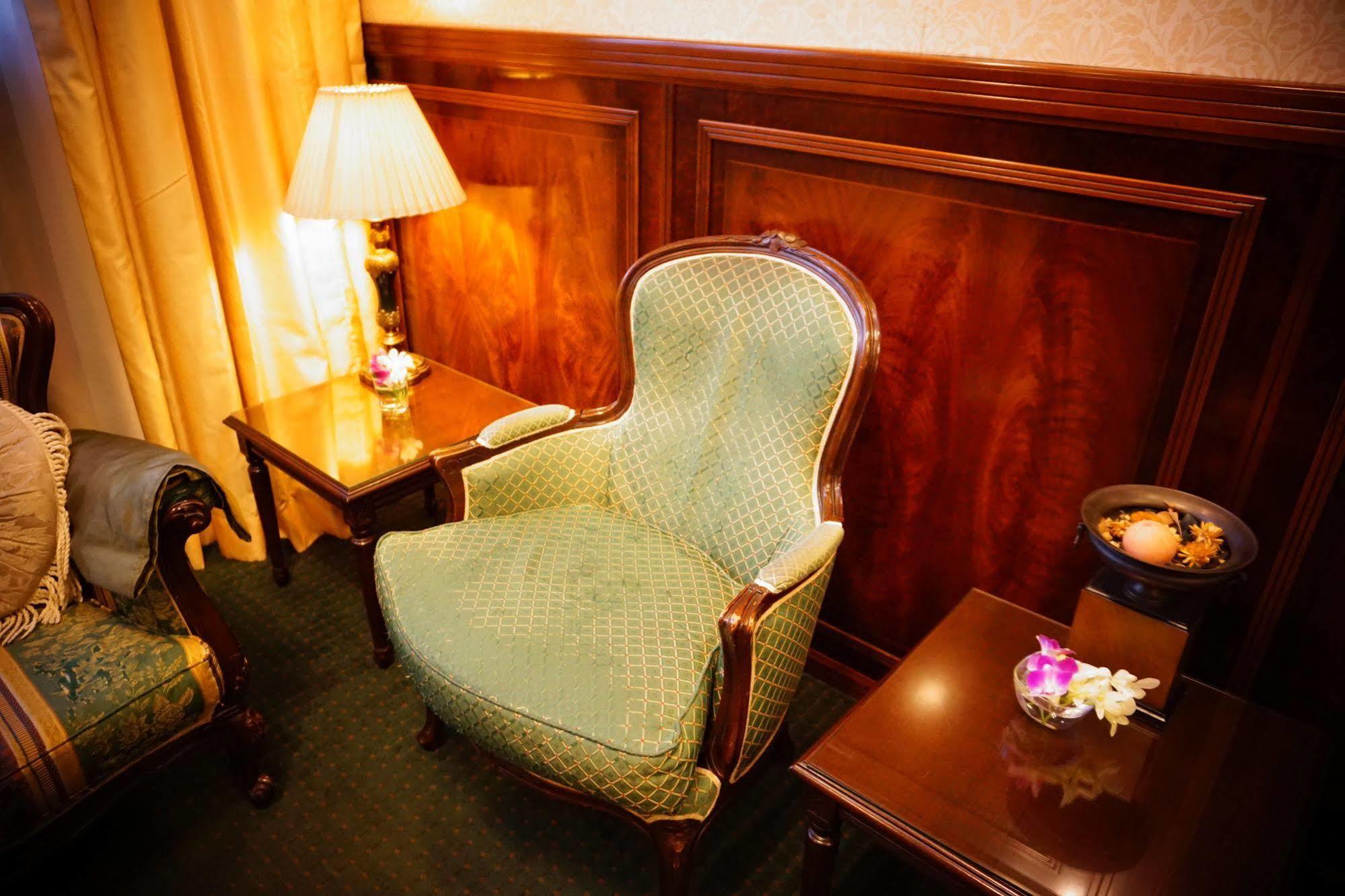 Dukes Hotel Nakasu Фукуока Экстерьер фото
